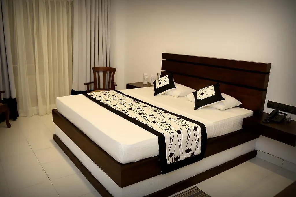 ***  Hotel Sunrich, Kandy Hedeniya Sri Lanka