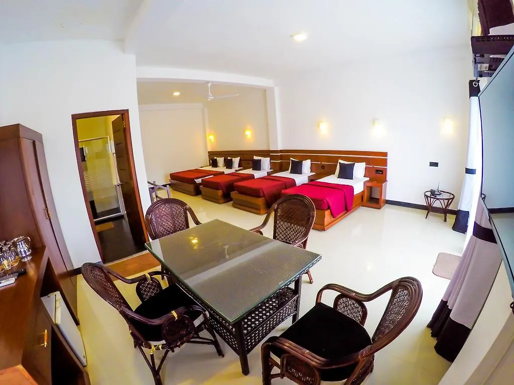 Hotel Sunrich, Kandy Hedeniya