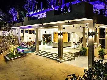 Hotel Sunrich, Kandy Hedeniya