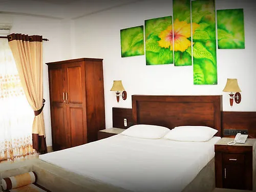 Hotel Sunrich, Kandy Hedeniya 3*,